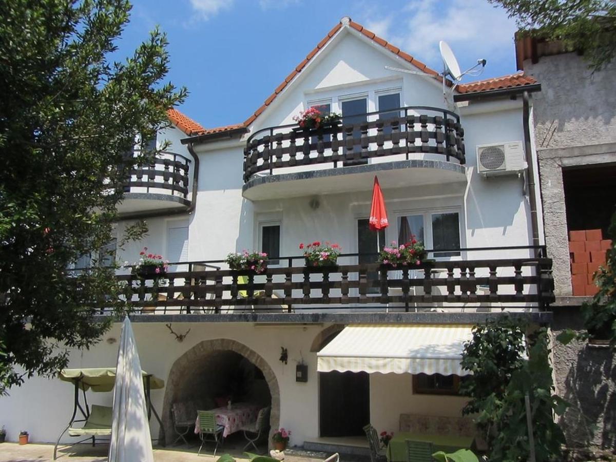 Apartments Marijana Srsici Buitenkant foto