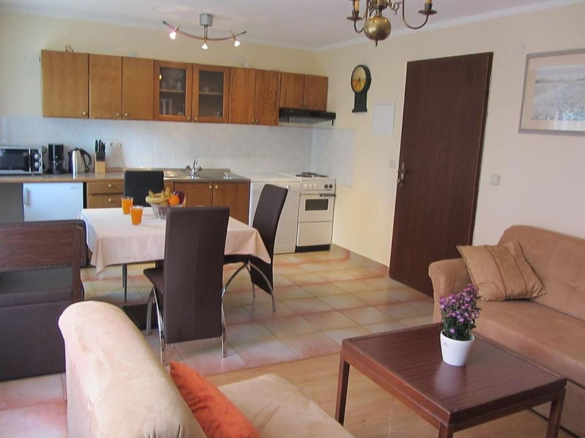 Apartments Marijana Srsici Buitenkant foto