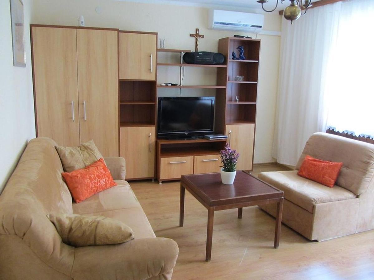 Apartments Marijana Srsici Buitenkant foto